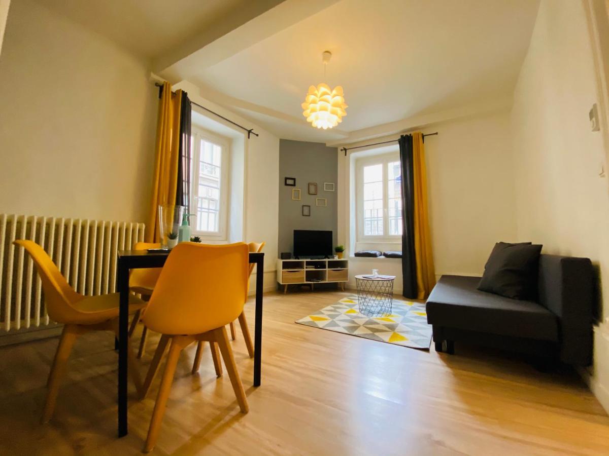 Nid Douillet Sur Plateau Central Clermont-Ferrand Eksteriør bilde
