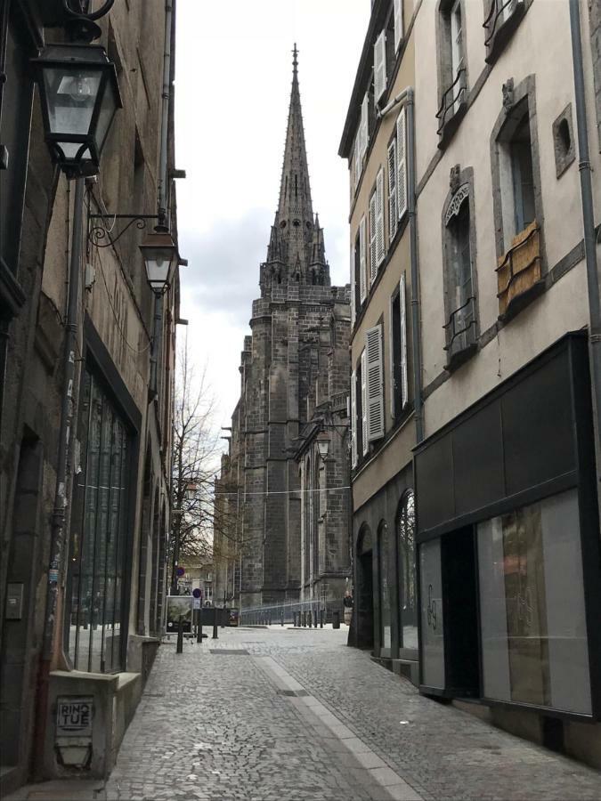 Nid Douillet Sur Plateau Central Clermont-Ferrand Eksteriør bilde